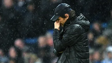 Dono do Leeds diz que teria oferecido &euro; 20 milh&otilde;es por Conte antes de contratar Bielsa