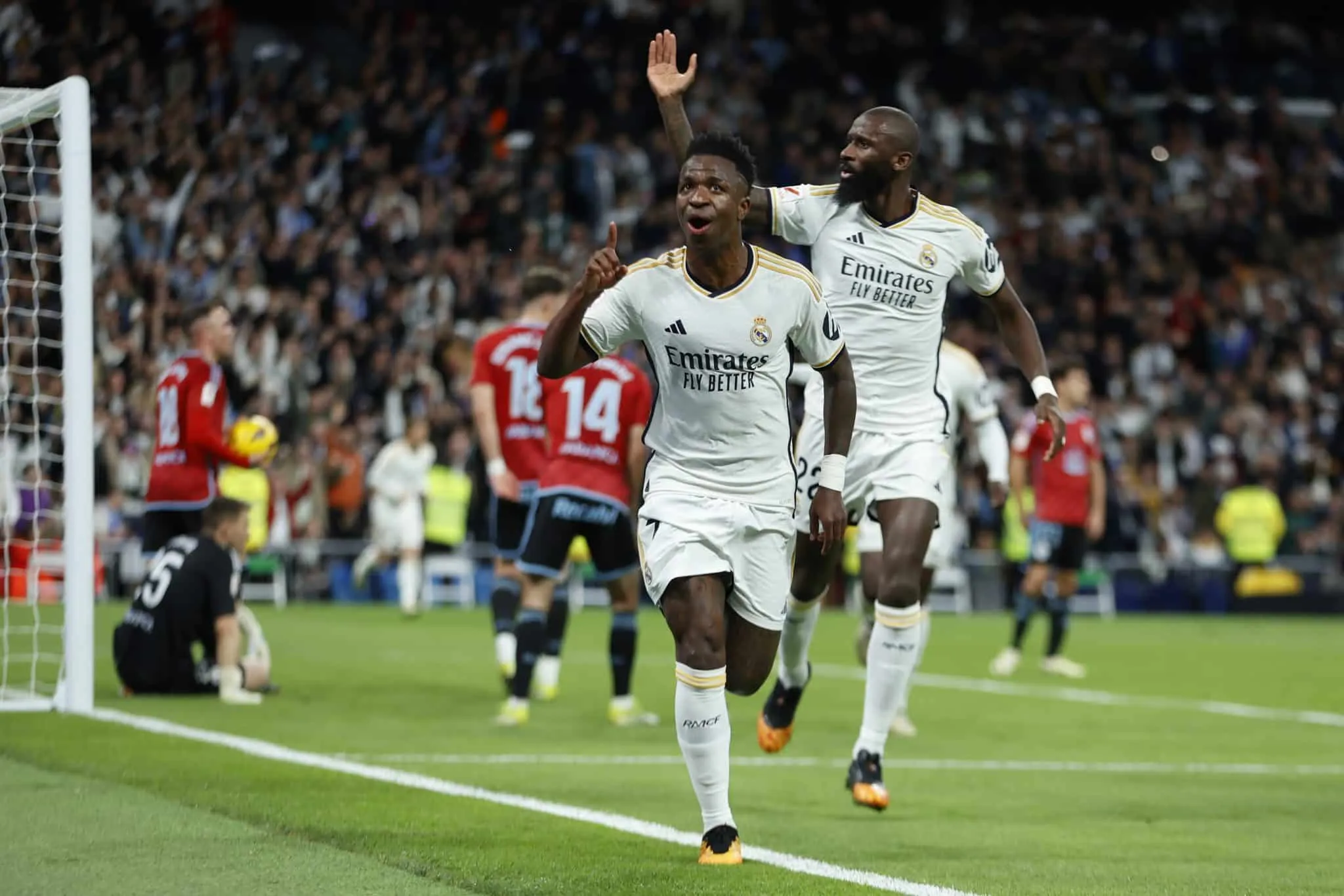 Mais l&iacute;der do que nunca, Real Madrid afunda Celta de Vigo e segue imbat&iacute;vel em La Liga