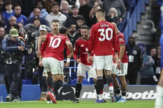Bruno Fernandes lidera vit&oacute;ria que deixa United mais perto e Chelsea longe da Champions