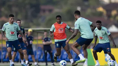 O encontro de Endrick com Messi evoca um inevit&aacute;vel olhar de continuidade e passagem de bast&atilde;o