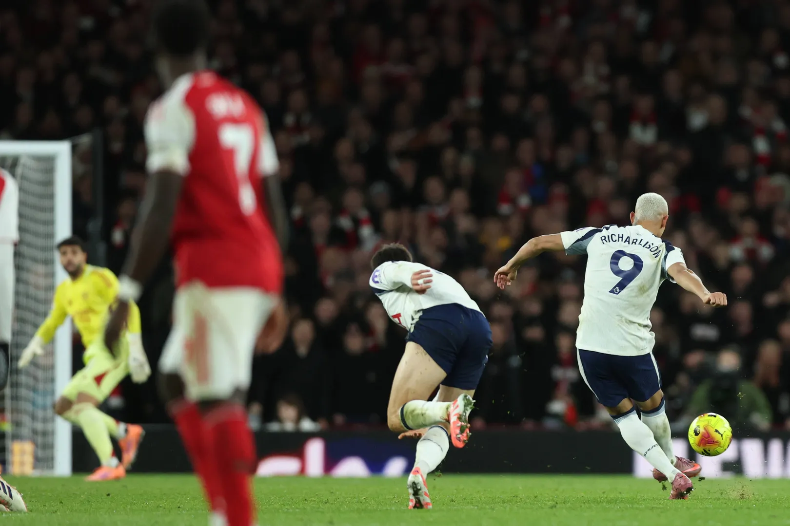 Gol de Richarlison em Arsenal x Tottenham