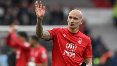 De empr&eacute;stimo &agrave; rescis&atilde;o: entenda a confusa sa&iacute;da de Jonjo Shelvey da Premier League para a Turquia