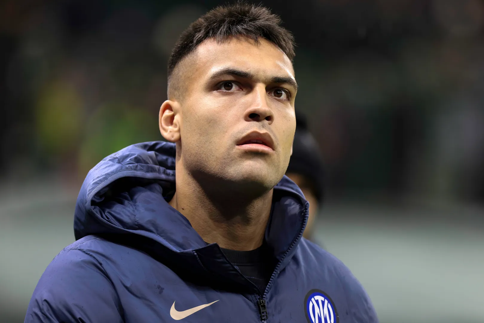 O atacante Lautaro Mart&iacute;nez antes de jogo da Internazionale