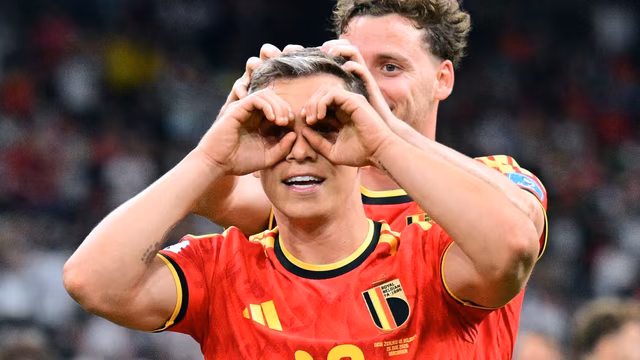 Nova Zel&acirc;ndia 1 x 5 B&eacute;lgica: Trossard honra a 10 de Hazard e coloca Diabos Vermelhos no mata-mata