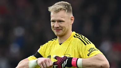 Ramsdale, sobre partida&ccedil;a contra o Liverpool: &ldquo;N&atilde;o existem jogos melhores para se disputar&rdquo;