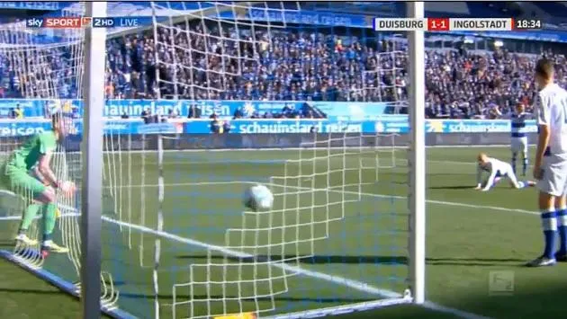 Este goleiro na segundona alem&atilde; tomou o gol mais bobo dos &uacute;ltimos tempos