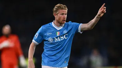 Gra&ccedil;as &agrave; genialidade de De Bruyne, Napoli consegue virada com flop do Manchester United