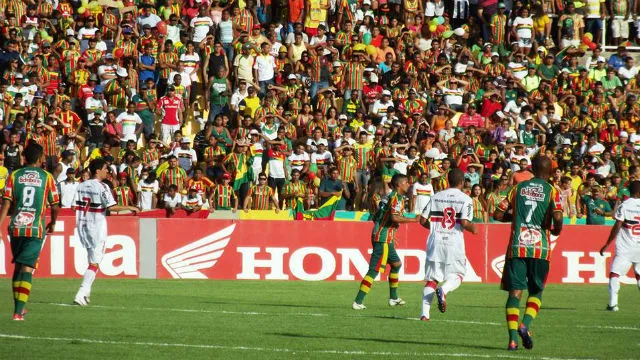 Torcida do Sampaio Corr&ecirc;a lotou o Castel&atilde;o (Divulga&ccedil;&atilde;o)