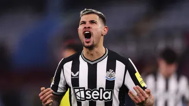 Uma foto de Bruno Guimar&atilde;es pode ter revelado seu futuro