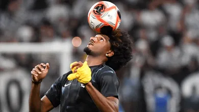 Os dois fatores que possibilitam renova&ccedil;&atilde;o de Talles Magno com o Corinthians