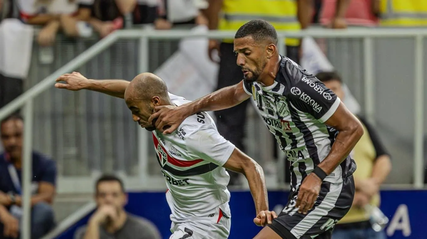 S&atilde;o Paulo acumula mais um &lsquo;pior jogo do ano&rsquo; e trope&ccedil;a em time que n&atilde;o venceu em 2025