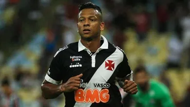 &lsquo;Era morte ou pris&atilde;o&rsquo;: ex-Vasco revela drama com o alcoolismo e fundo do po&ccedil;o no Brasil