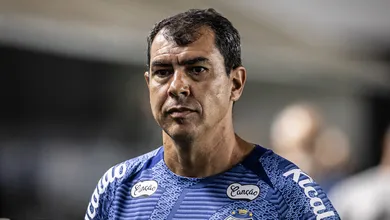 Carille explica derrota do Santos: &lsquo;Fizemos coisas que n&atilde;o precis&aacute;vamos fazer&rsquo;