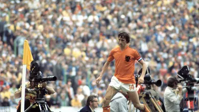 Num piscar de olhos, j&aacute; se foram oito anos sem um dos g&ecirc;nios eternos do futebol