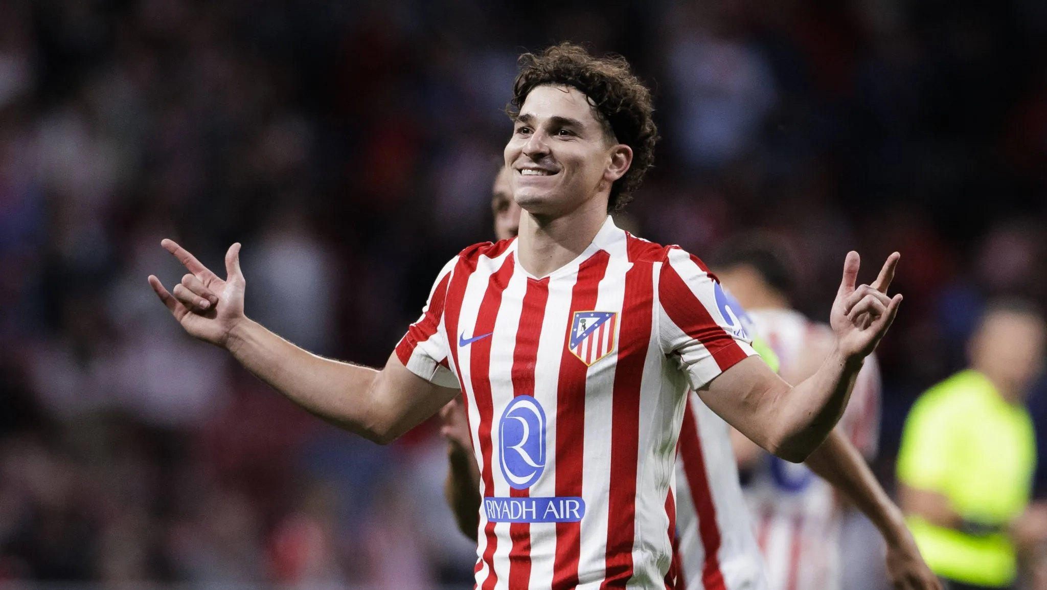 As raz&otilde;es que fizeram Juli&aacute;n Alvarez sinalizar publicamente seu desejo de ir ao Barcelona