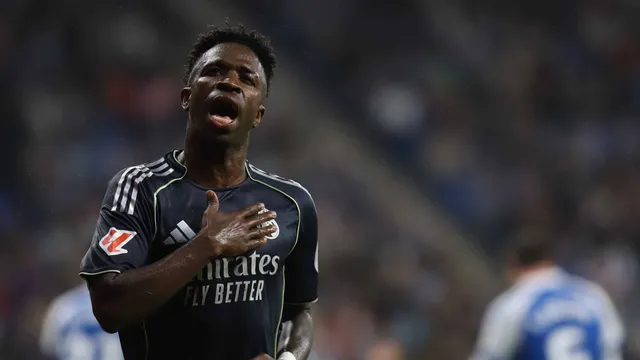 Kound&eacute;: &lsquo;Vinicius J&uacute;nior &eacute; o jogador que mais me deu trabalho&rsquo;