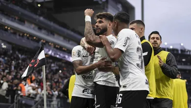 O Corinthians evoluiu desde a primeira vez que enfrentou o Fortaleza na temporada?