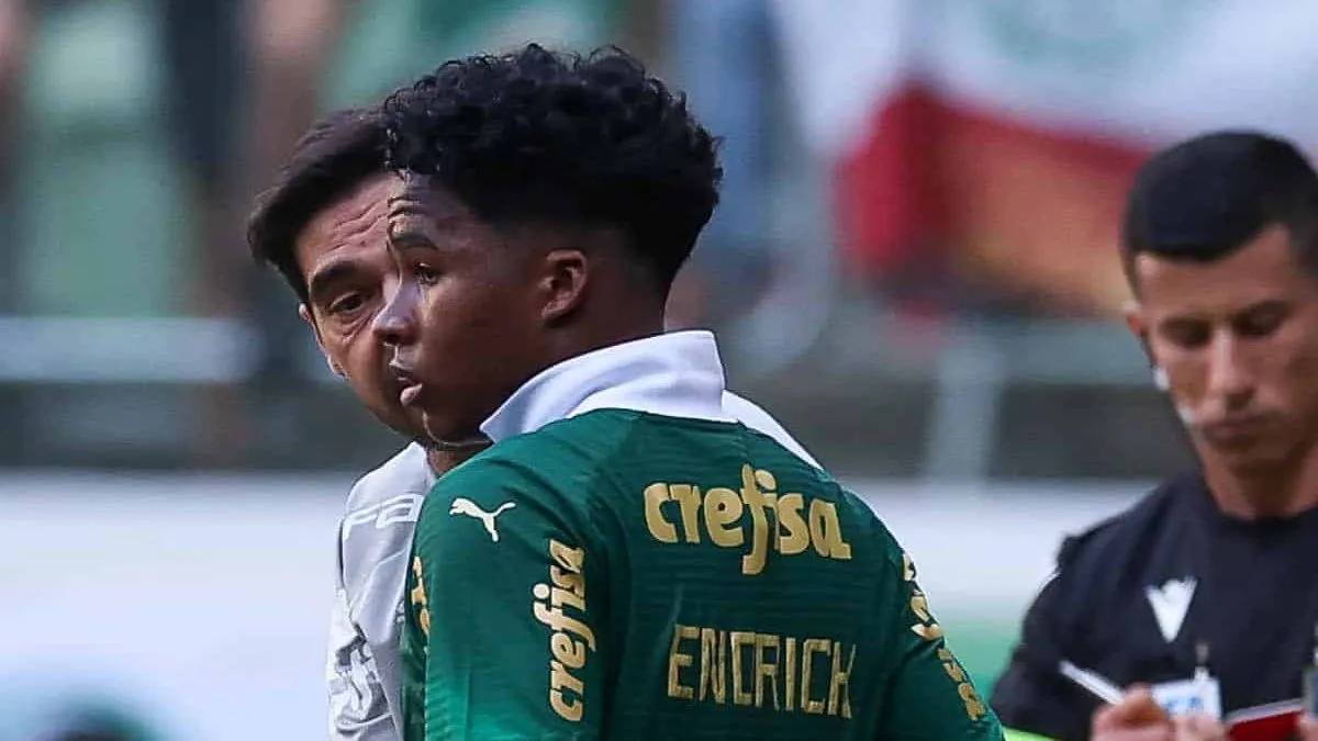 Endrick n&atilde;o acerta um chute a gol h&aacute; quase um m&ecirc;s pelo Palmeiras