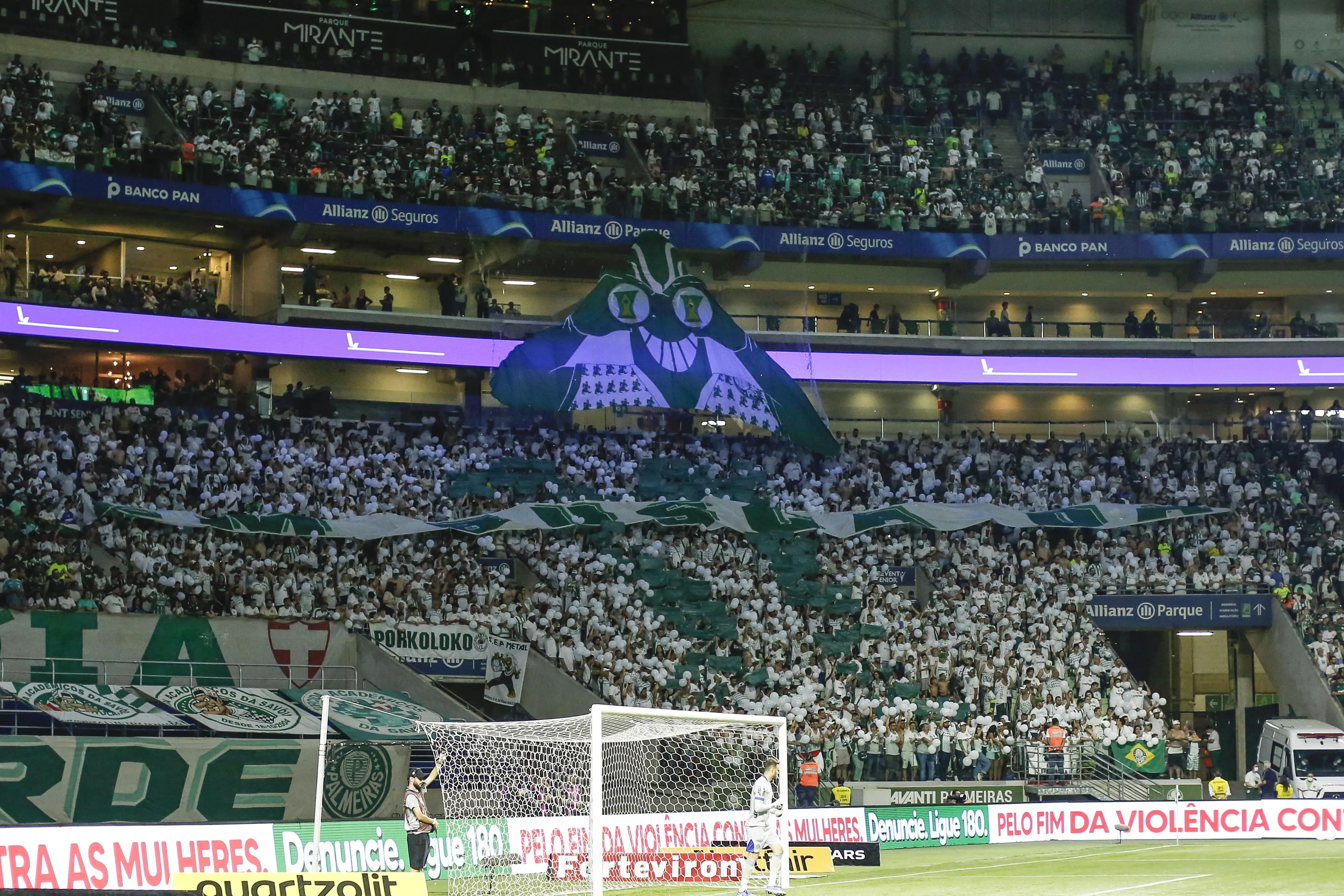 Palmeiras: Ap&oacute;s tr&eacute;gua no Choque-Rei, Mancha avalia quando voltar&aacute; a protestar contra Leila