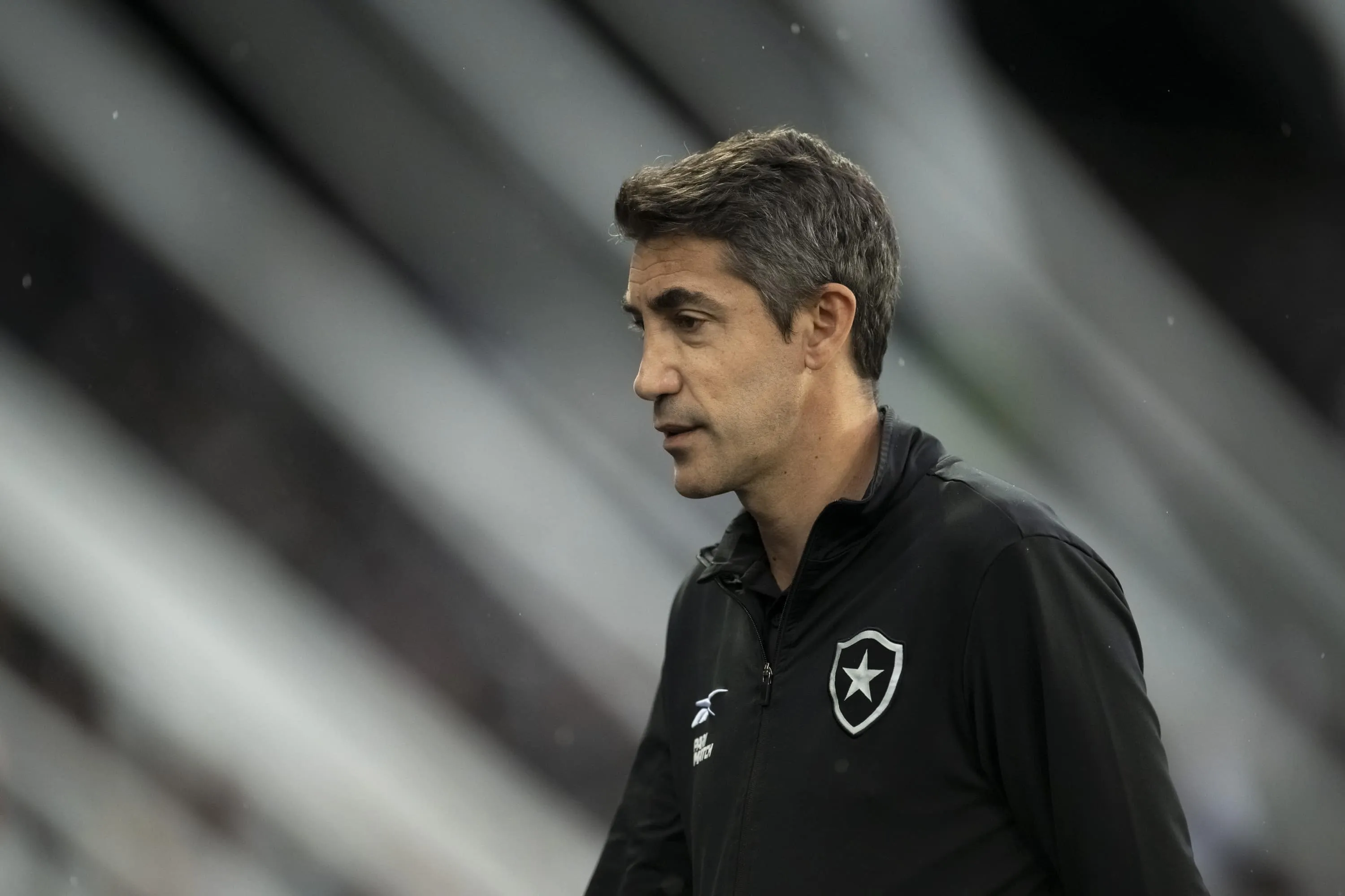 Botafogo: Demiss&atilde;o &eacute; reflexo de situa&ccedil;&atilde;o insustent&aacute;vel criada por Bruno Lage