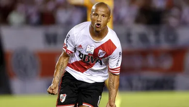Carlos S&aacute;nchez &eacute; eleito Rei da Am&eacute;rica e faz Uruguai voltar a ter o vencedor depois de 20 anos