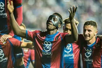 Carrasco inesperado: Levante faz o Bar&ccedil;a dobrar seus joelhos e impede o t&iacute;tulo invicto na Liga