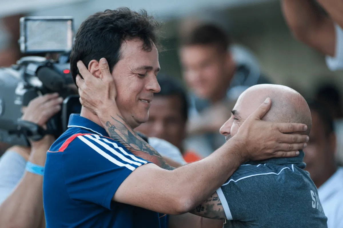 Jorge Sampaoli e Fernando Diniz se abra&ccedil;am &agrave; &eacute;poca de S&atilde;o Paulo e Santos