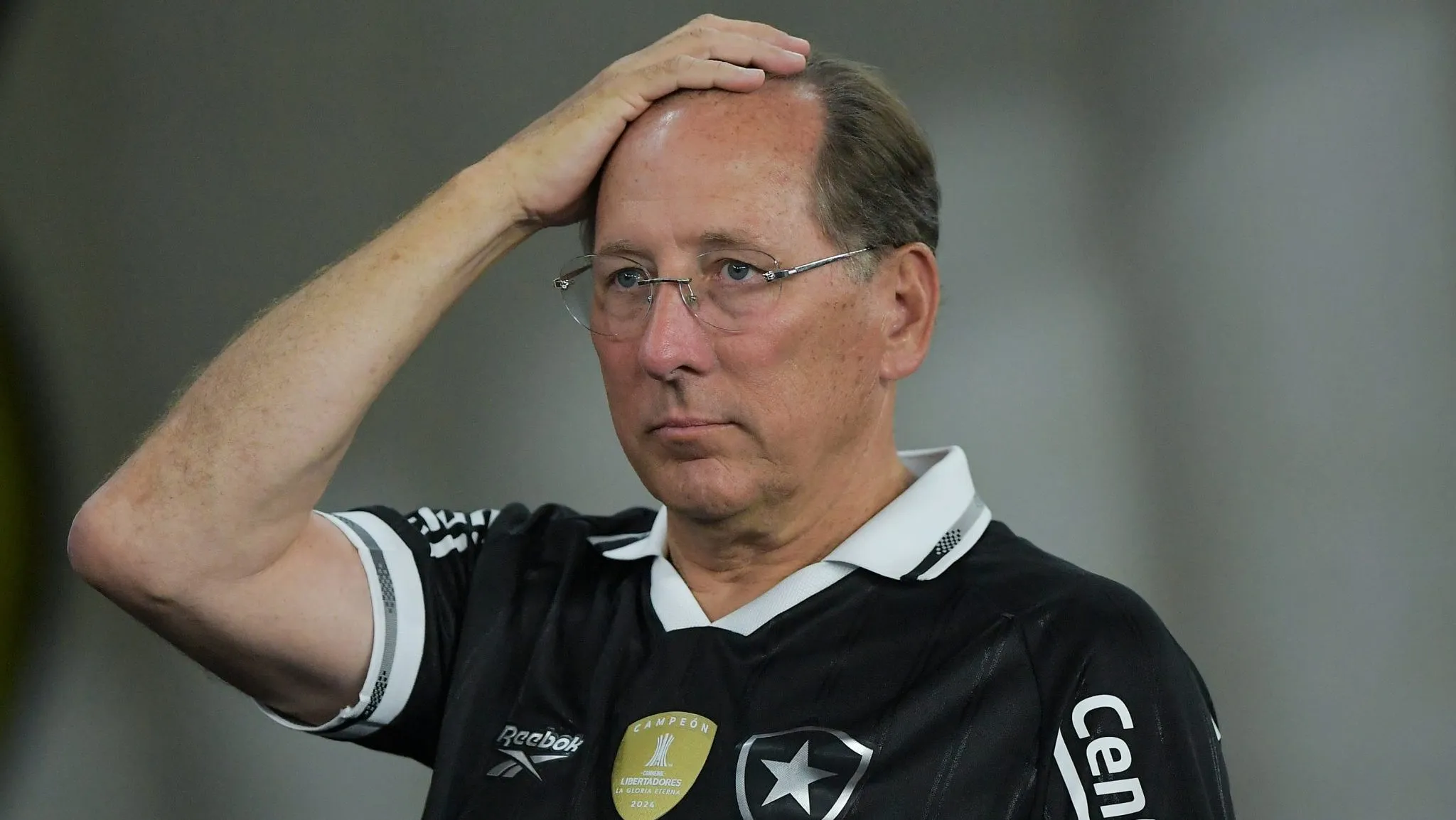Queda do Botafogo na pr&eacute;-Libertadores &eacute; reflexo de caos administrativo e elenco mal planejado
