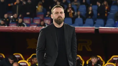 Roma sufoca Cagliari e goleada na Serie A mostra que De Rossi &eacute; muito diferente de Jos&eacute; Mourinho