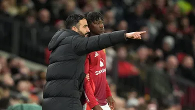 Joia do Manchester United coloca o FCSB no bolso em vit&oacute;ria na Europa League