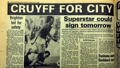 O dia em que Cruyff foi anunciado como refor&ccedil;o do Leicester