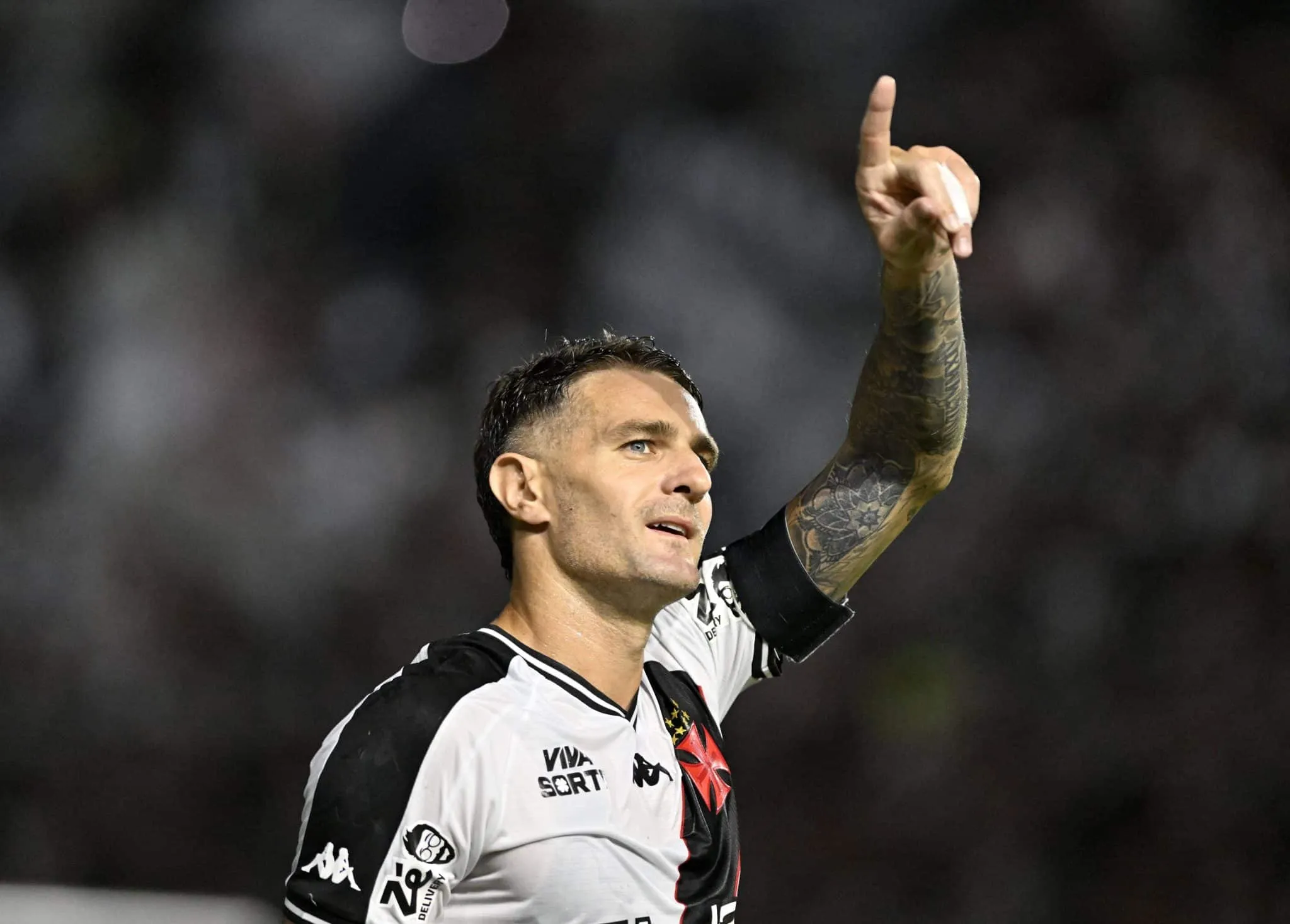 Os n&uacute;meros de Vegetti que ligam alerta no Vasco e confirmam preocupa&ccedil;&atilde;o da torcida