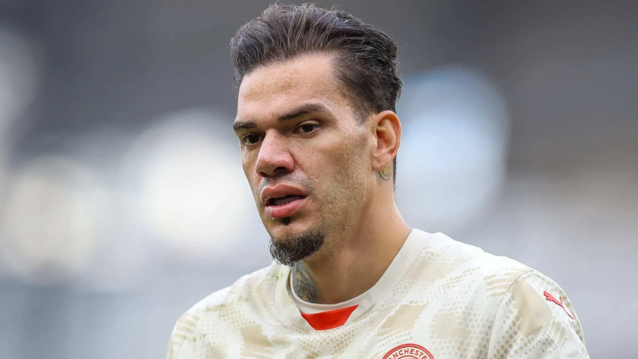 Ederson cita principal motivo para recusa &agrave; Ar&aacute;bia e perman&ecirc;ncia no City