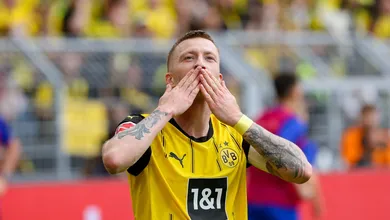 O adeus de Marco Reus &agrave; torcida do Borussia Dortmund teve gola&ccedil;o e muita emo&ccedil;&atilde;o