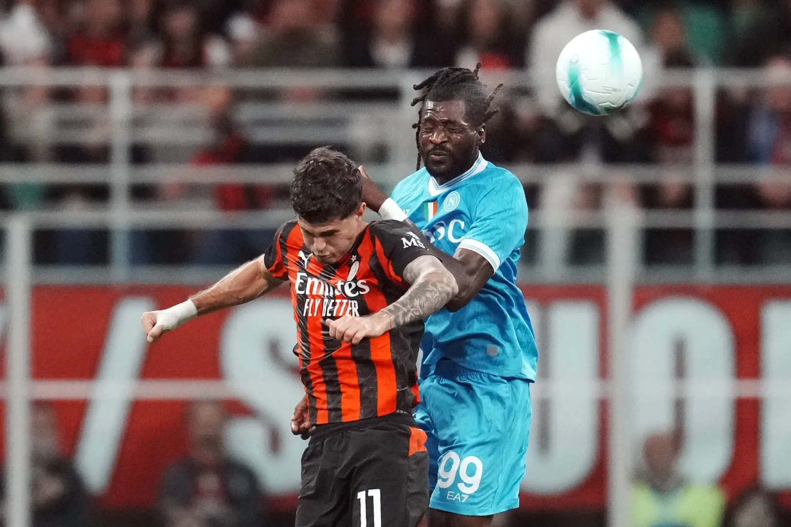 Pulisic em jogo contra o Napoli