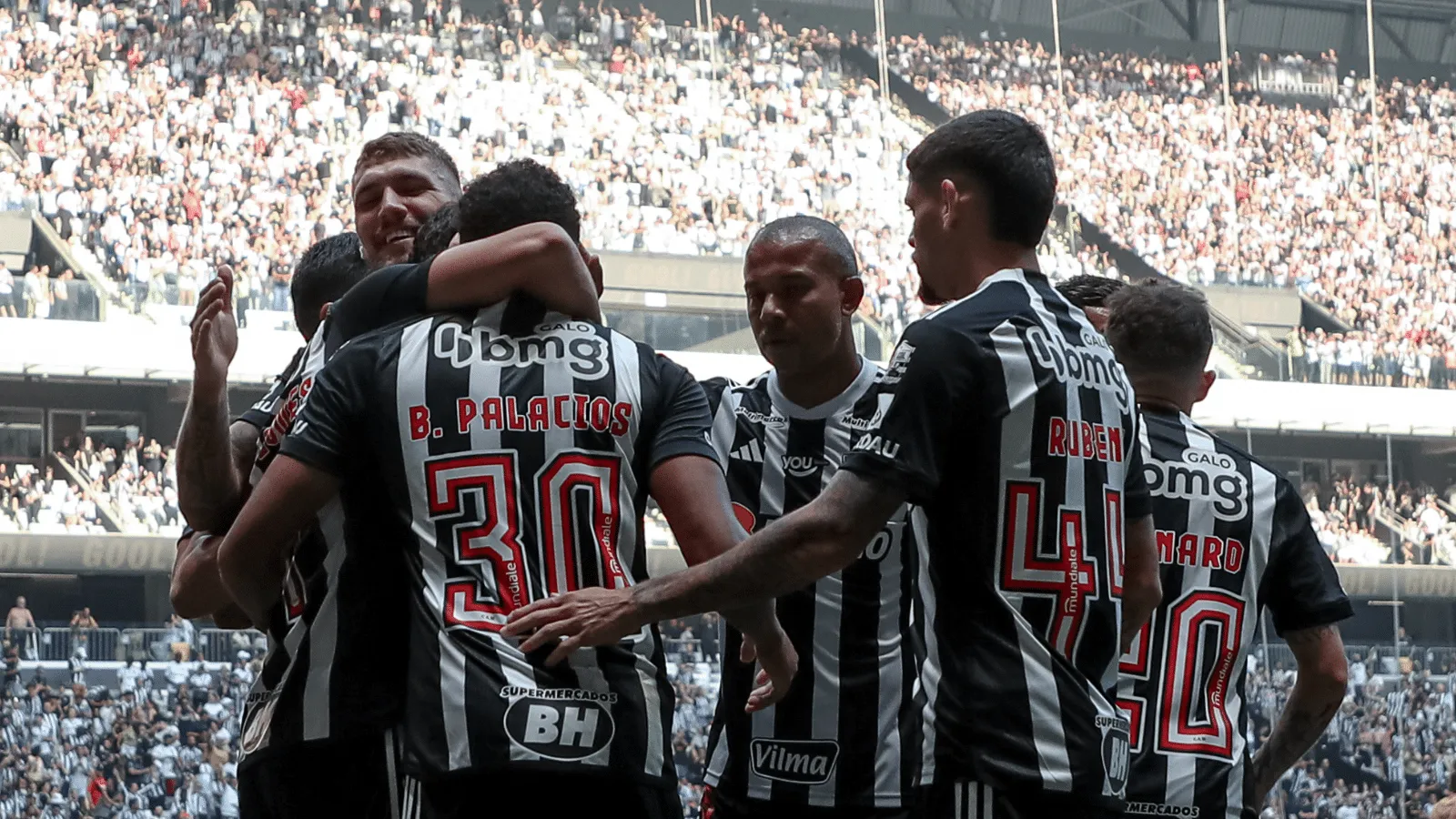 Mariano vaiado e Palacios bem: quem do Atl&eacute;tico-MG aproveitou chance contra o Cuiab&aacute;?