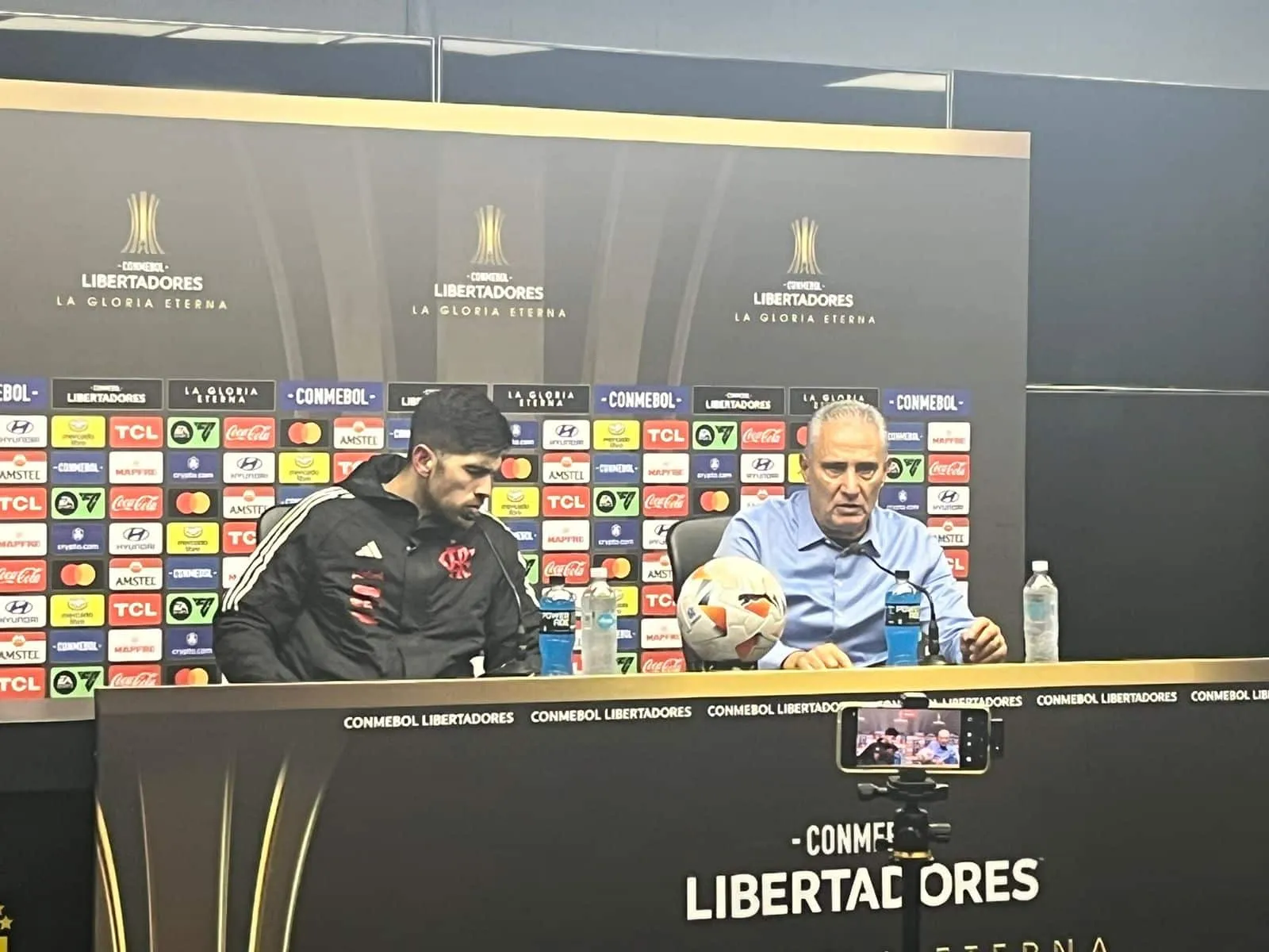 A promessa que Tite n&atilde;o cumpriu e custou a classifica&ccedil;&atilde;o do Flamengo contra o Pe&ntilde;arol