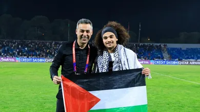 No cargo &lsquo;mais dif&iacute;cil do mundo&rsquo;, t&eacute;cnico da Palestina contesta Israel atrav&eacute;s do futebol