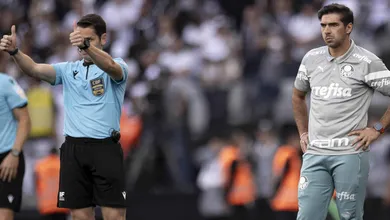 Para Abel, Palmeiras deixou de ganhar 3 pontos contra o Corinthians &mdash; e ele explicou sua fugidinha