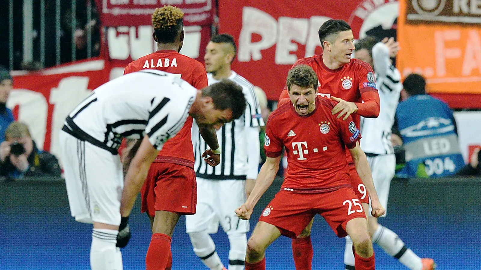A Champions ganhou um duelo para se lembrar para sempre com o espetacular Bayern 4&times;2 Juve