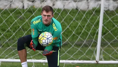 Corte de Bento &eacute; uma pena, mas Lucas Perri tamb&eacute;m merece convoca&ccedil;&atilde;o para Sele&ccedil;&atilde;o