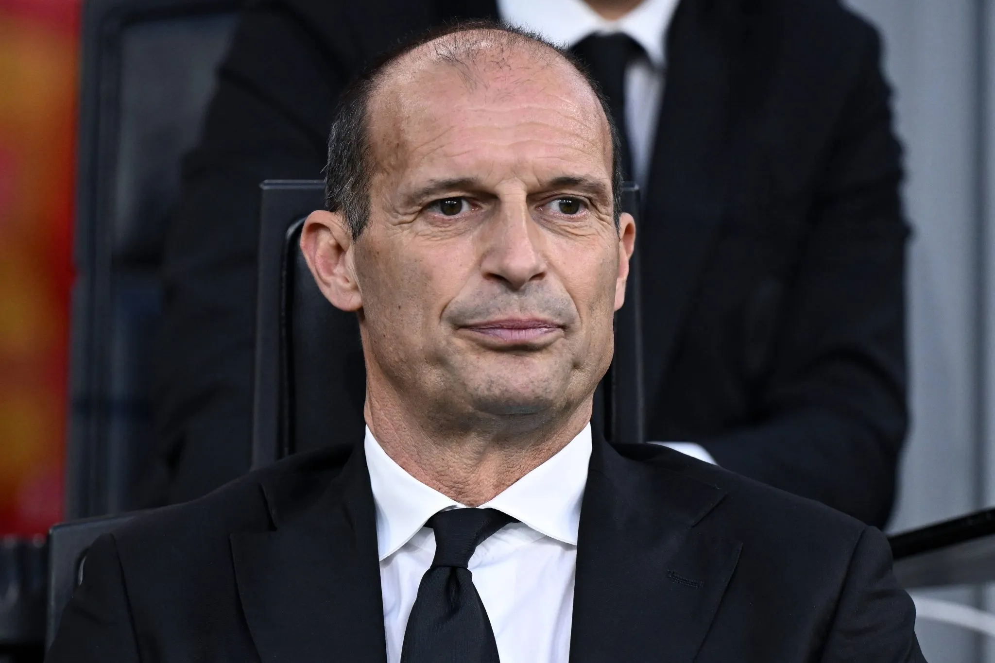 Milan faz contato com t&eacute;cnico que n&atilde;o deixou saudade na Premier League para suceder Allegri