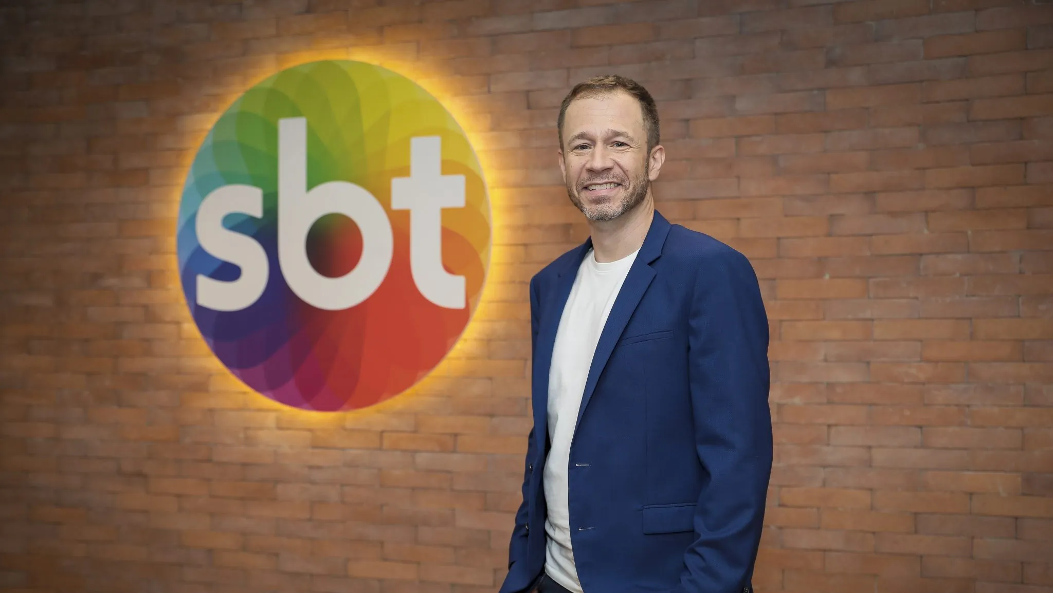 Volta do SBT a uma Copa do Mundo ap&oacute;s 28 anos passa no teste e lembra Globo das antigas