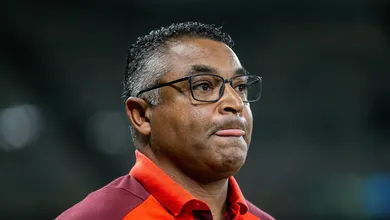 &lsquo;Absurdo&rsquo;: Por que indigna&ccedil;&atilde;o do Internacional com arbitragem come&ccedil;ou antes de jogo?