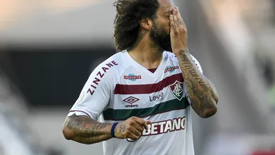 Derrota no cl&aacute;ssico liga sinal de alerta no Fluminense antes de decis&atilde;o na Libertadores