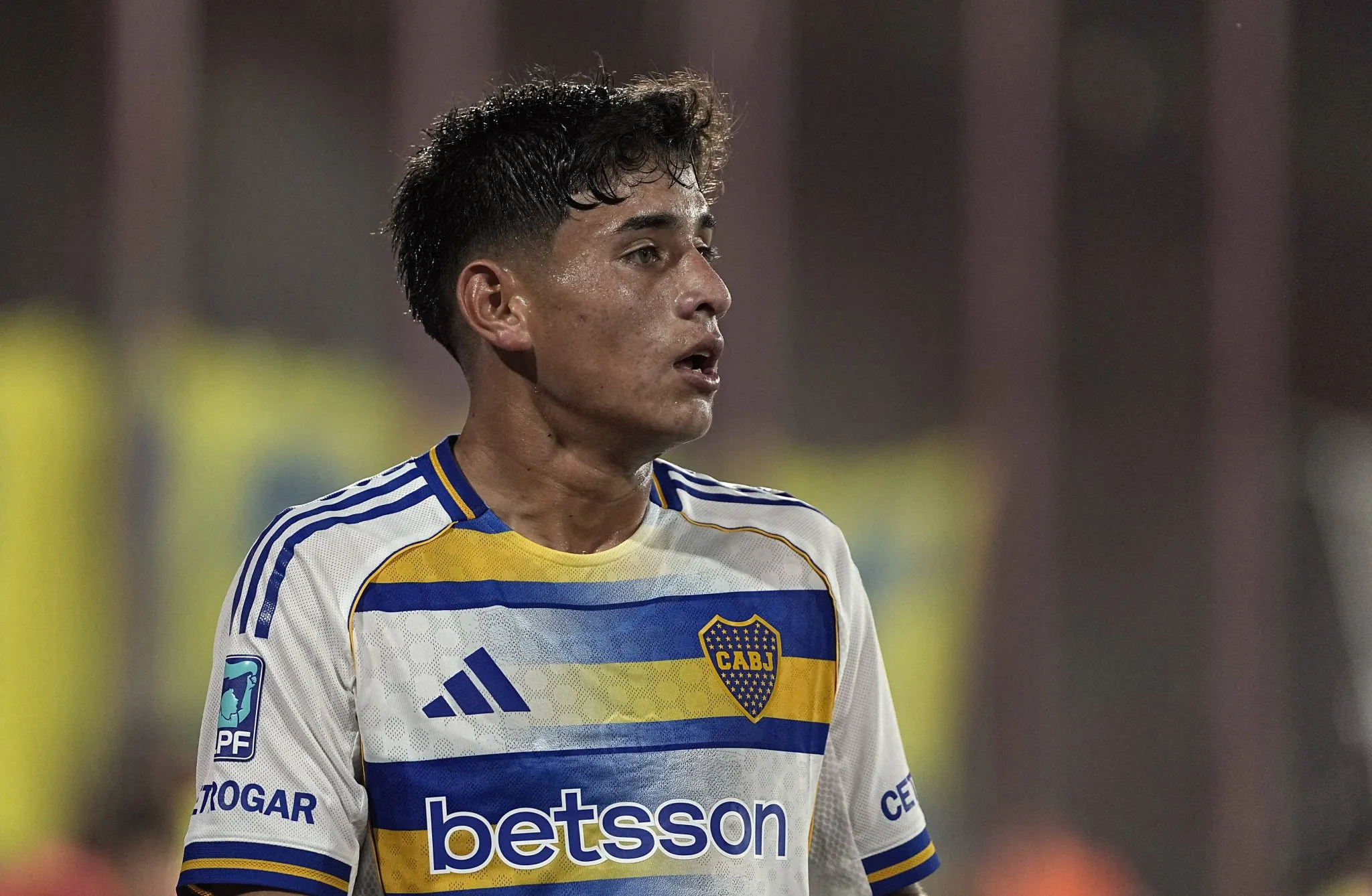 Quem &eacute; a nova joia do Boca Juniors que est&aacute; sendo comparada a Messi na Argentina?