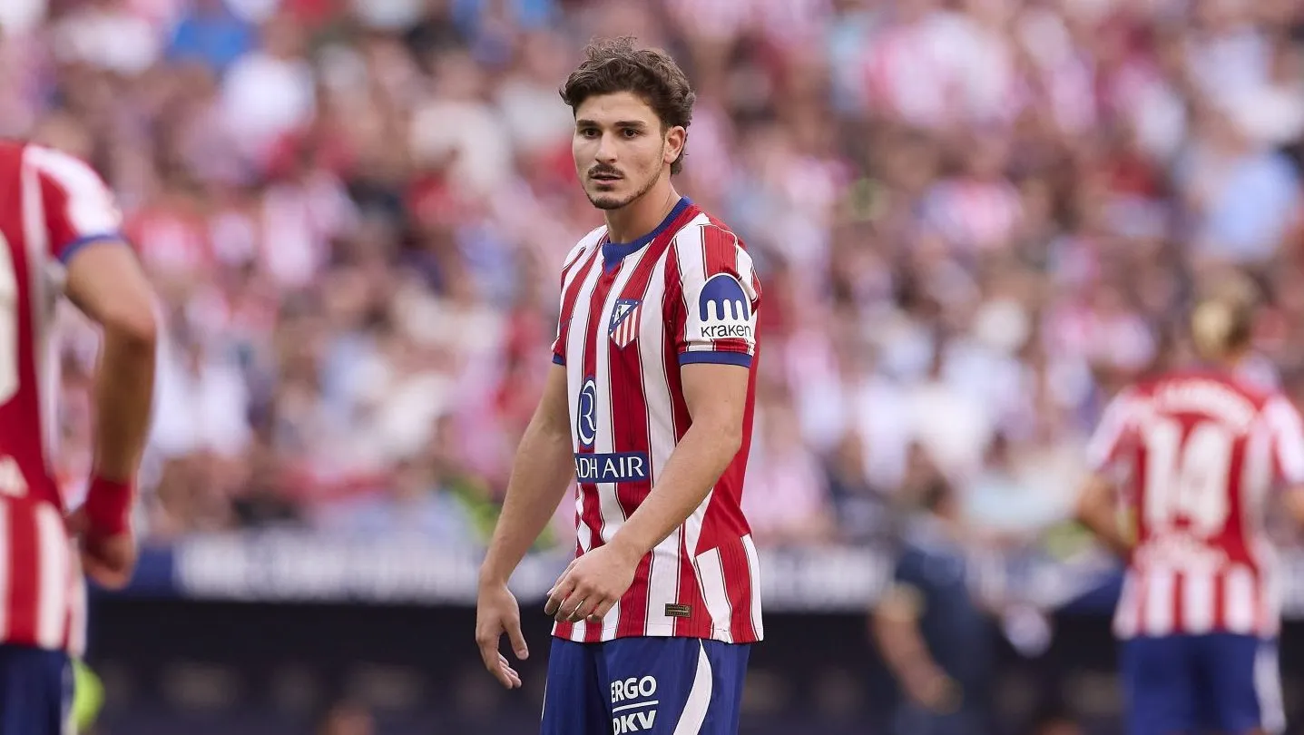 &lsquo;A cara de paisagem dele incomoda&rsquo;: Como novela Alvarez afeta vesti&aacute;rio do Atl&eacute;tico de Madrid