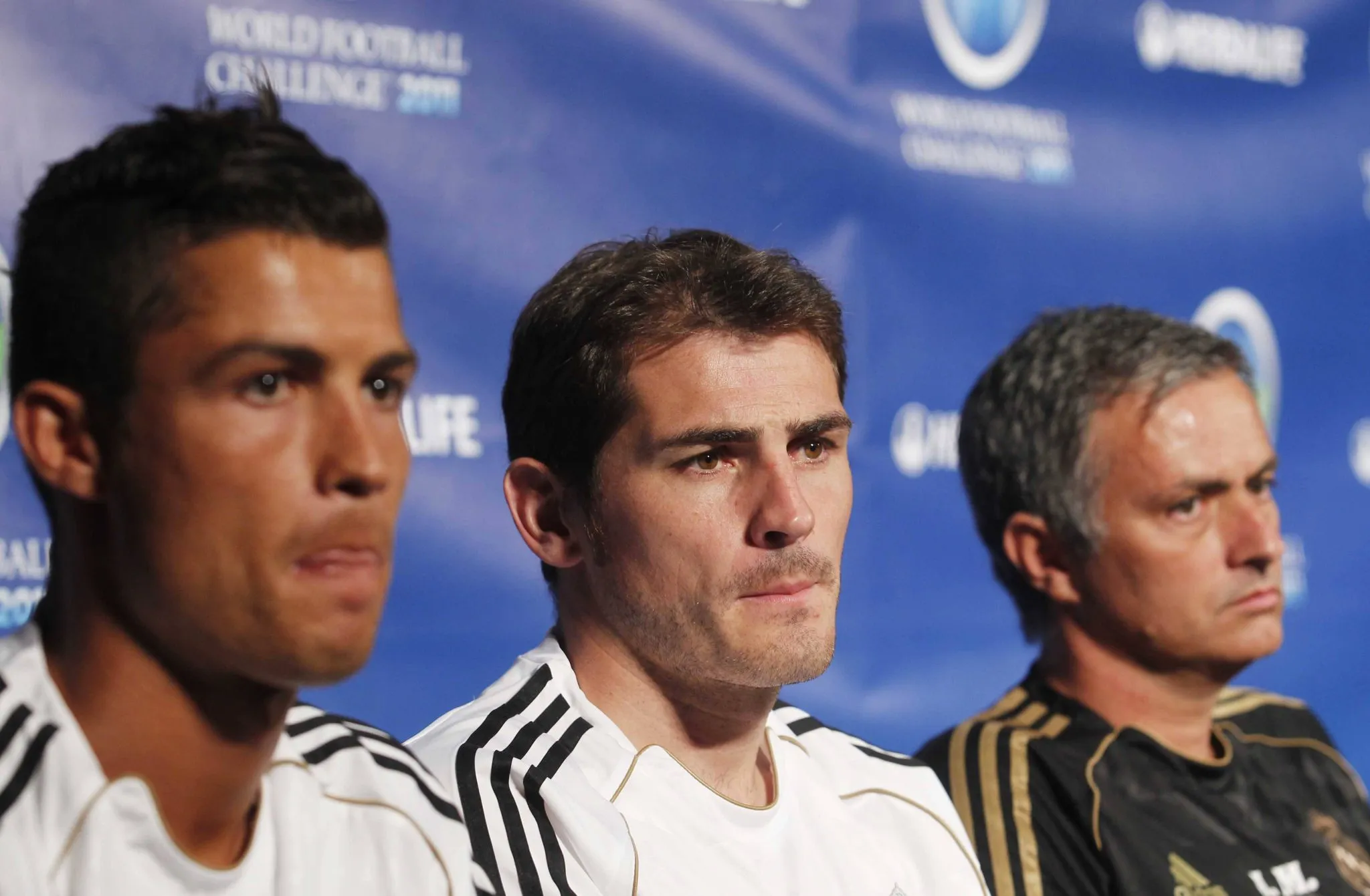 Cristiano Ronaldo, Iker Casillas e Jos&eacute; Mourinho em entrevista coletiva do Real Madrid em 2011