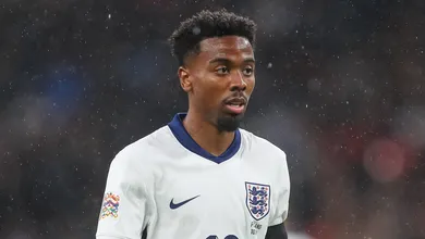 Afilhado de Nani e descartado pelo United: nova aposta da Inglaterra &lsquo;incendeia&rsquo; o mercado