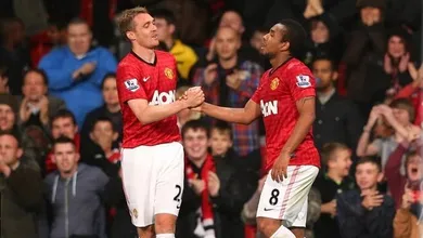 Newcastle d&aacute; trabalho, mas United avan&ccedil;a na Copa da Liga